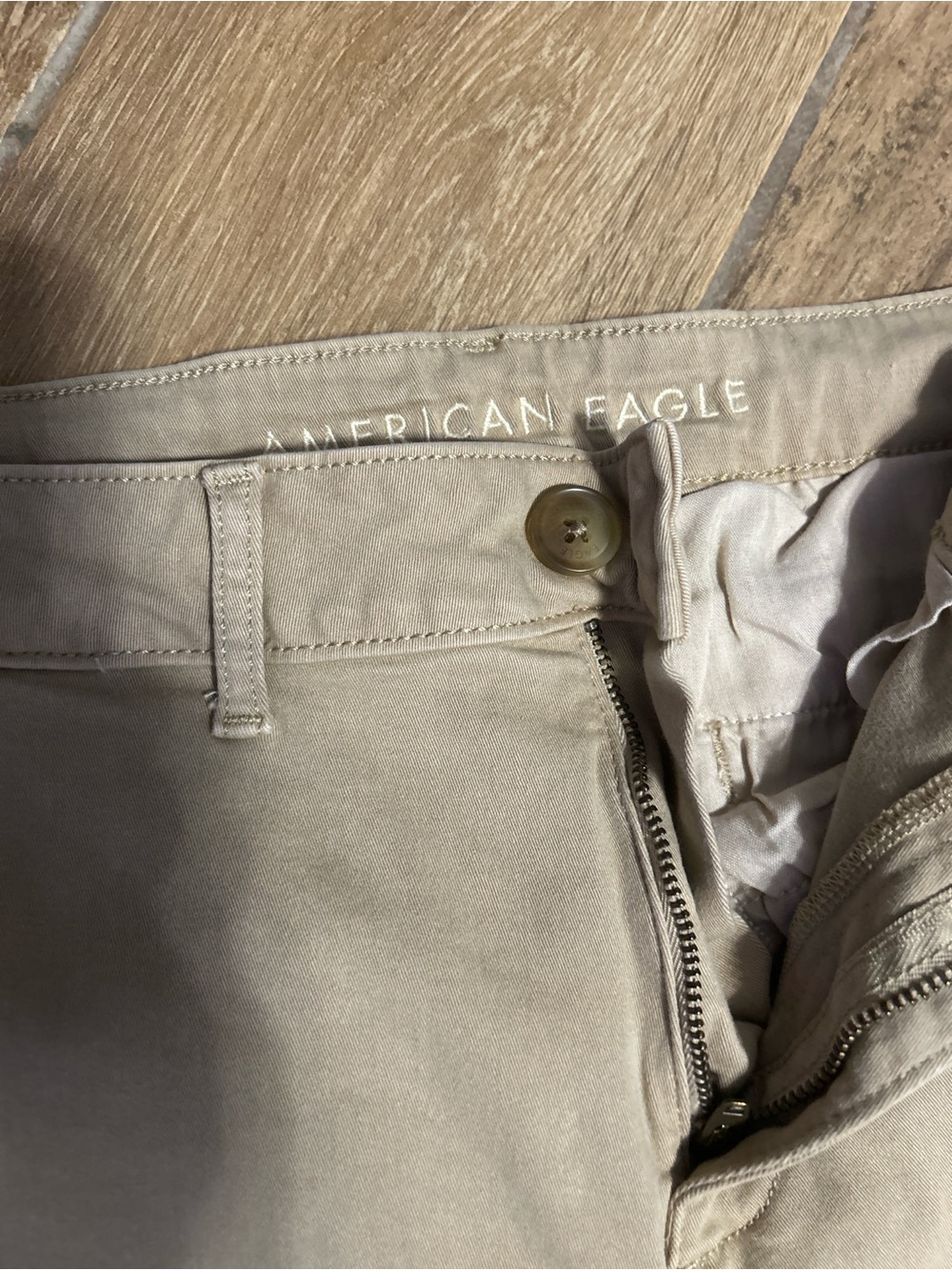 American Eagle Outfitters Women’s Khaki Chino Shorts
